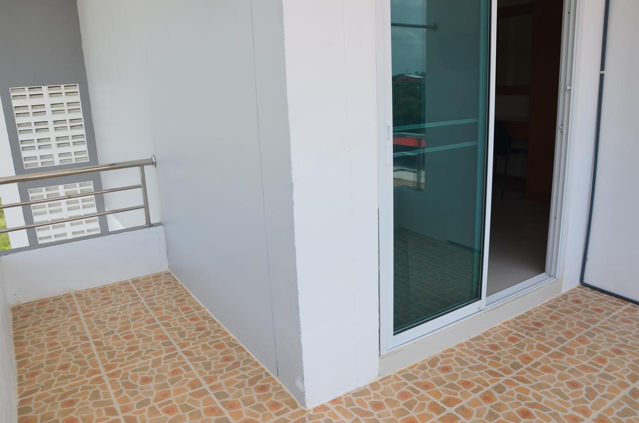 Volinta Park Apartment Rayong Exterior foto